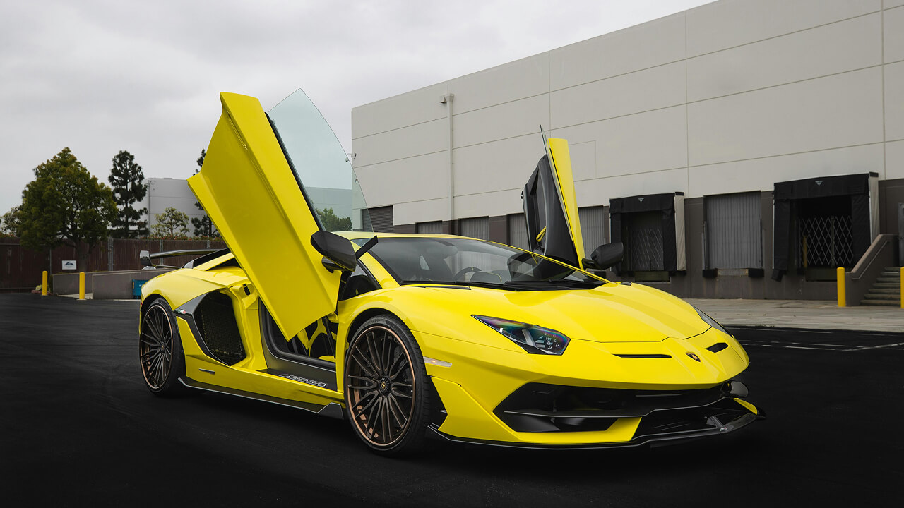 Lamborghini.jpg